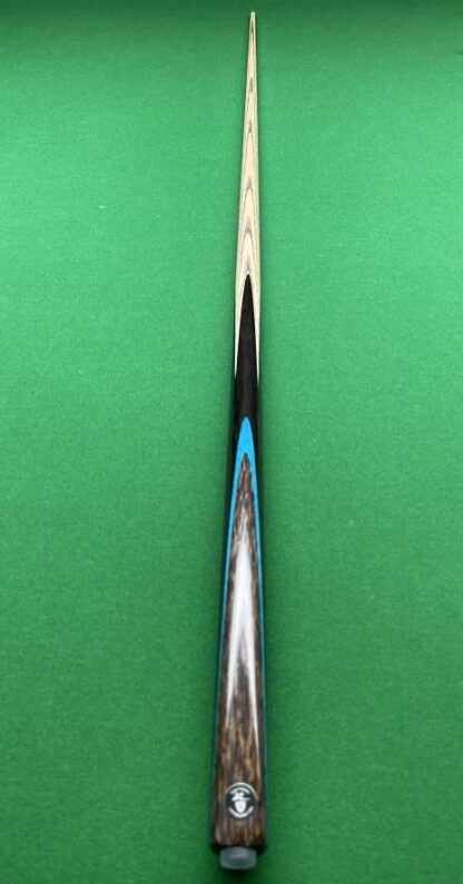 Snooker cue Pro 1326 Sugar plum with blue veneer